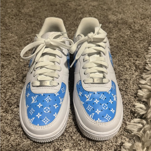 Nike Air Force 1 customized shoes - Picture 1 of 8